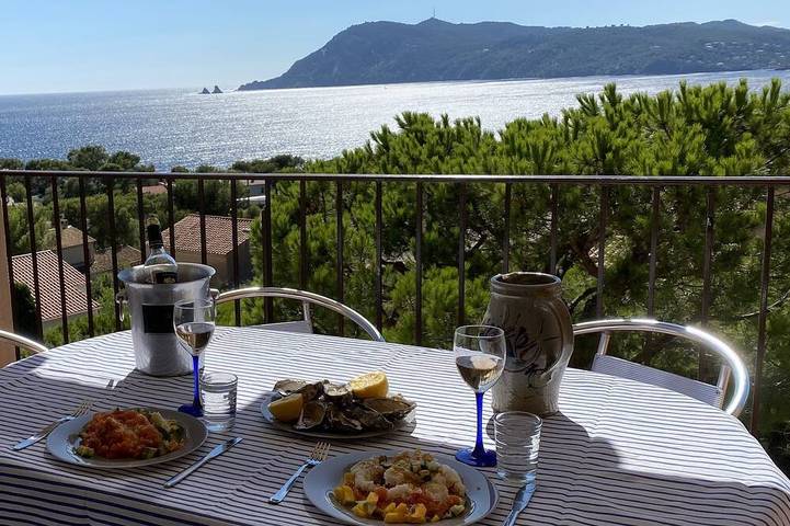Ferienwohnung für 5 Personen, mit Pool und Whirlpool in Saint-Mandrier-sur-Mer