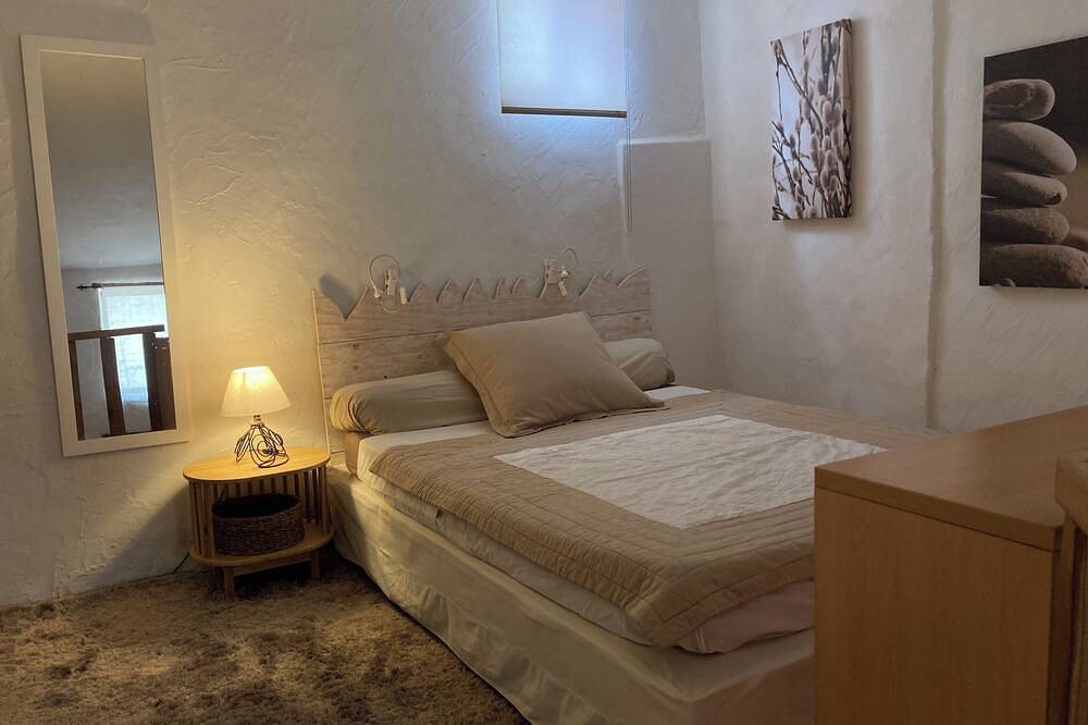 Maison de charme à 1mn de la rivière in Bize-Minervois, Côte méditerranéenne (France)