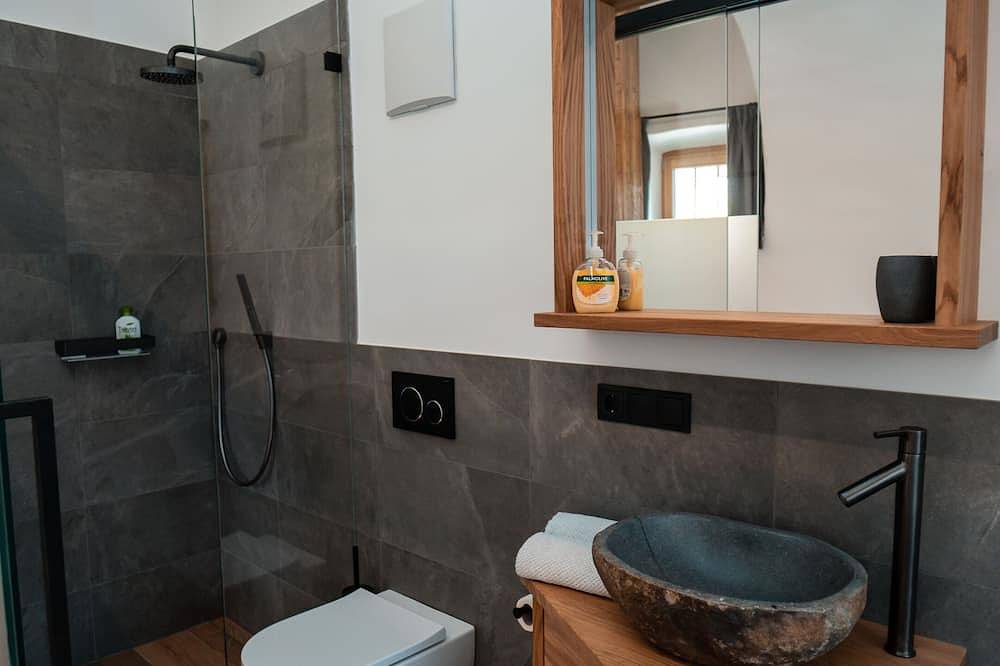 Historic Chalet Neuhaus - mit Open Air Jacuzzi & Infrarotsauna! in St. Sigmund, Kiens
