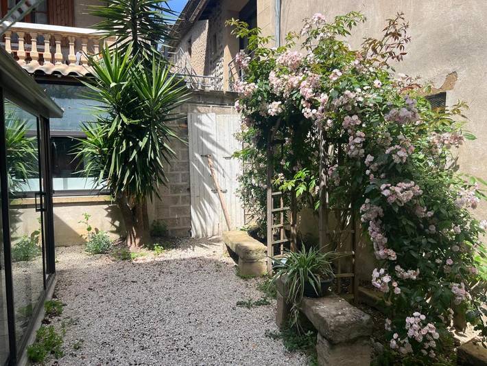 Location de vacances pour 4 personnes, avec jardin, animaux acceptés à La Roche-de-Glun - 2
