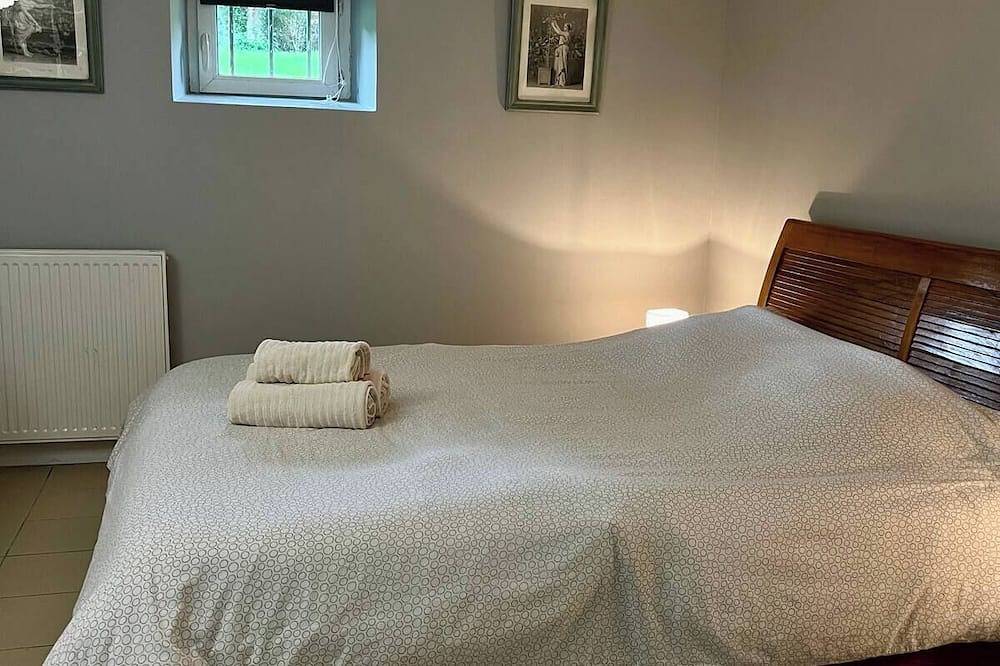 Entire apartment, Bucolic Garden level, 4 pers, near Disney in Thorigny-sur-Marne, Seine-et-Marne