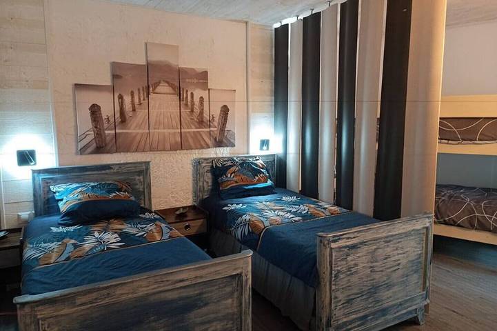 Gîte pour 4 personnes, avec jacuzzi et jardin à Meslan - 3