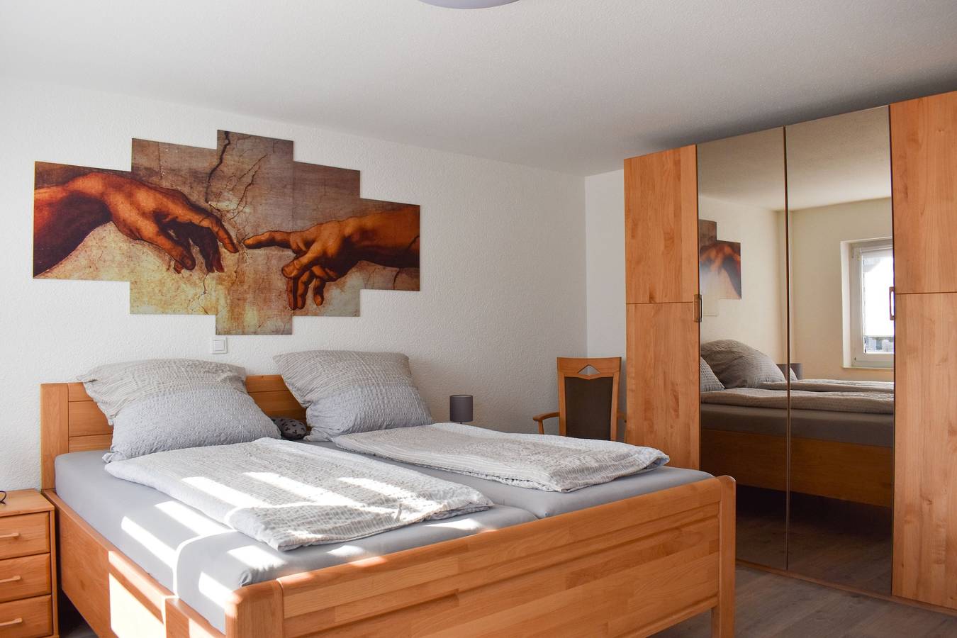 Ganze Ferienwohnung, Ferienwohnung Rosa - 2,5-Zimmer-Wohnung, Terrasse und Balkon, Og in Gaienhofen, Untersee