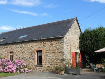 Gîte pour 7 personnes, avec terrasse à Guémené-Penfao