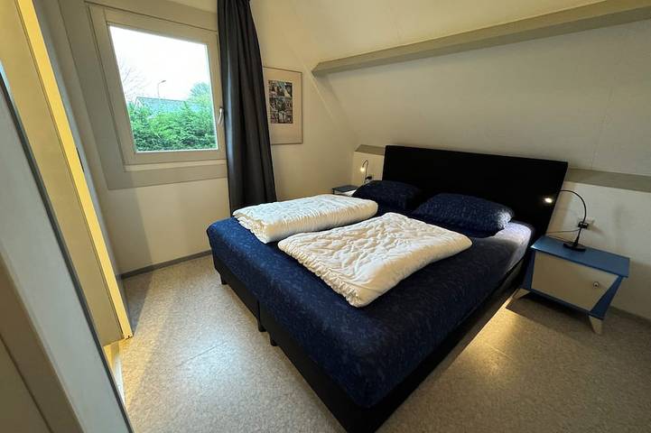 Ferienhaus für 6 Personen, mit Terrasse und Garten in Scharendijke - 4