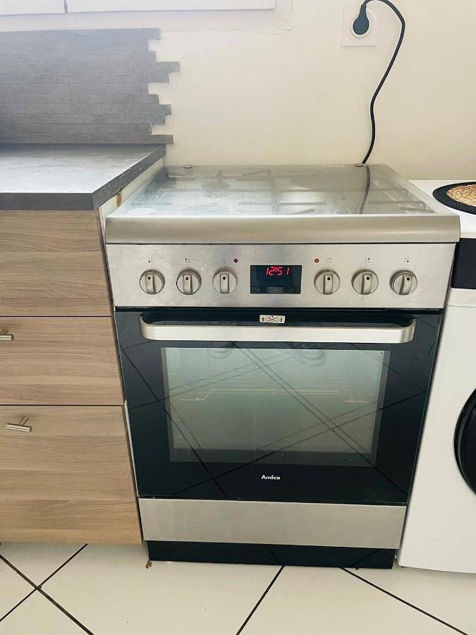 Gîte pour 4 personnes, avec terrasse à Sainte-Foy-lès-Lyon - 2