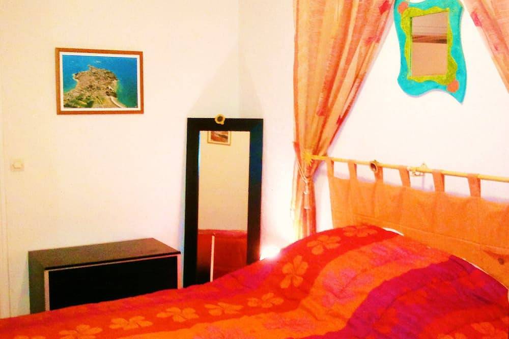 Entire apartment, Cottage De La Mer, Cottage de la mer 1st floor Comfort range 3 stars in Saint-Jacut-de-la-Mer, Dinan region