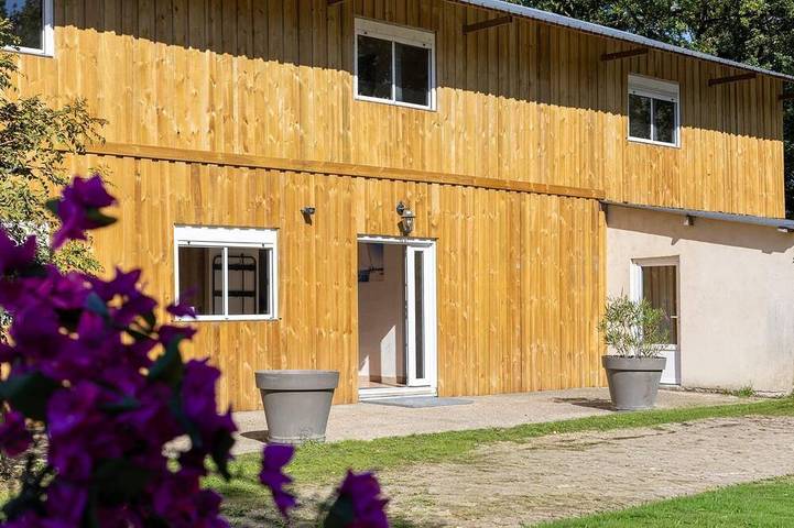 Location de vacances pour 24 personnes, avec jardin à Azay-sur-Cher