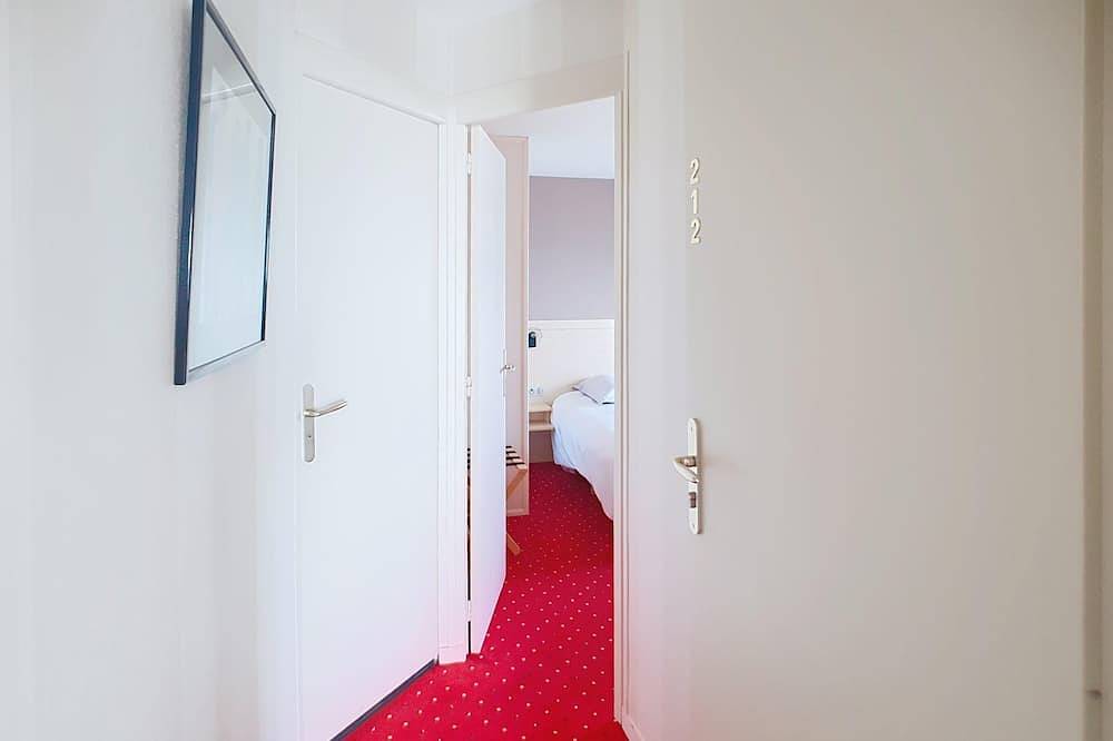 Ganze Wohnung, Tipoz'Immo • l'Océan Duplex•sea view•access on foot•pets welcome in Penhors, Pouldreuzic