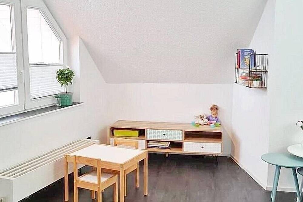 Ganze Wohnung, Ferienwohnung  Maisonette nah am See in Markelfingen, Radolfzell am Bodensee