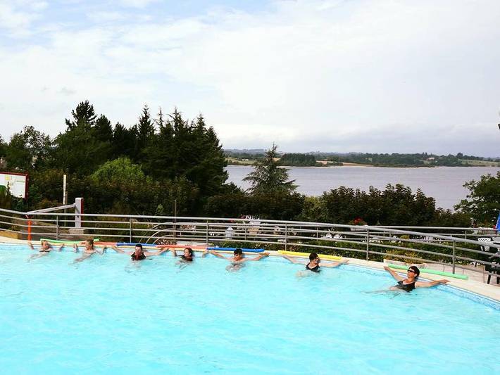 Camping Sites et Paysages - Beau Rivage  - Mobilheim 4 personen - Cottage Evasion "Seeblick" (überdachte Terrasse) Neuheit 2024 in Salles-Curan, Pareloup-See