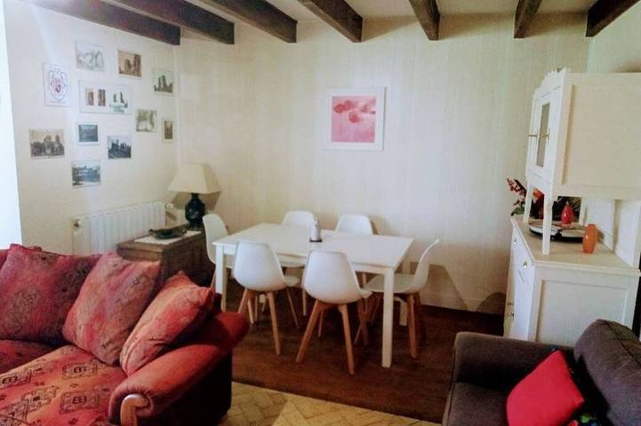Gîte pour 6 personnes, avec jardin et balcon, animaux acceptés