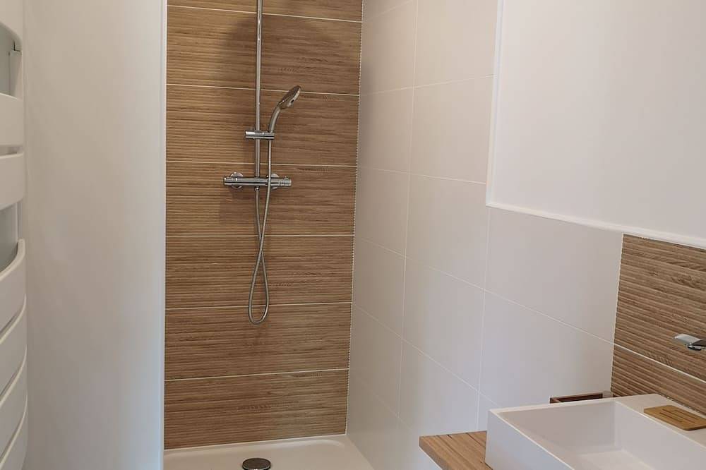 Chambre La Centrale : private terrace -Heated swimming pool, 5mn from the beach in Hossegor, Côte d’Argent