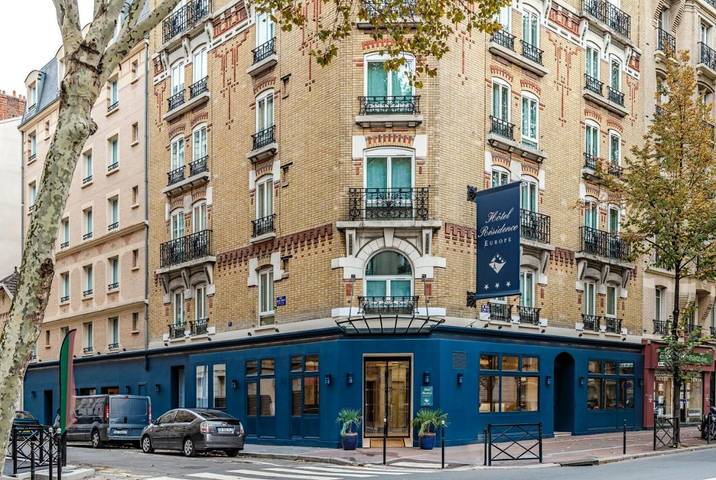 Hôtel pour 2 personnes, avec sauna et piscine ainsi que terrasse et jacuzzi à Clichy - 3