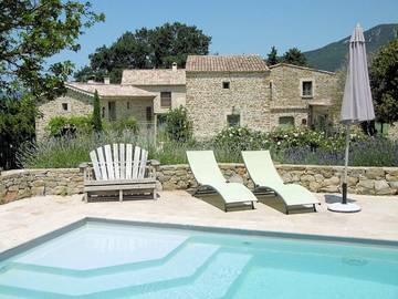 Chambre d’hôte pour 2 personnes, avec jardin et piscine dans la Drôme
