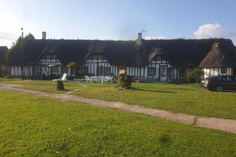 La Chaumière aux Lamas in Goupillières (Eure), Región de Bernay