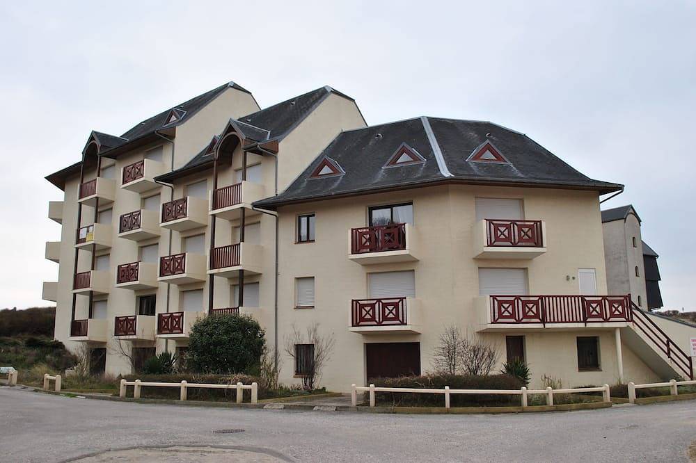 Appartement entier, Location saisonnière - à la semaine - avec 6 couchages - plage à 50m in Quend Plage, Quend