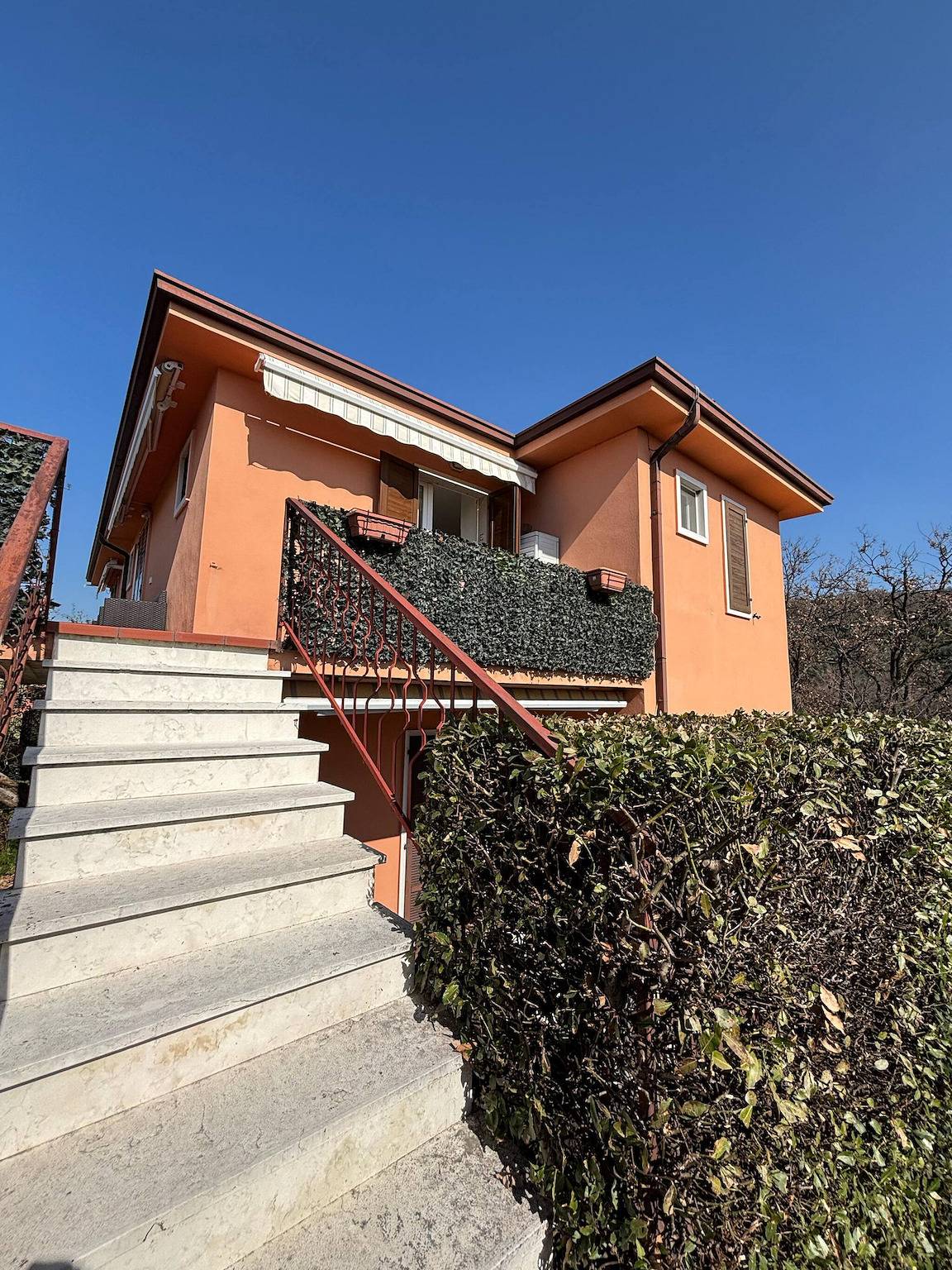 Ganze Wohnung, Il Poggio Blu apartment in Bardolino, Gardasee-Berge