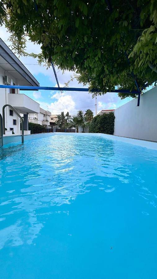 Appartamento per 2 persone, con piscina e giardino in Villagrazia di Carini