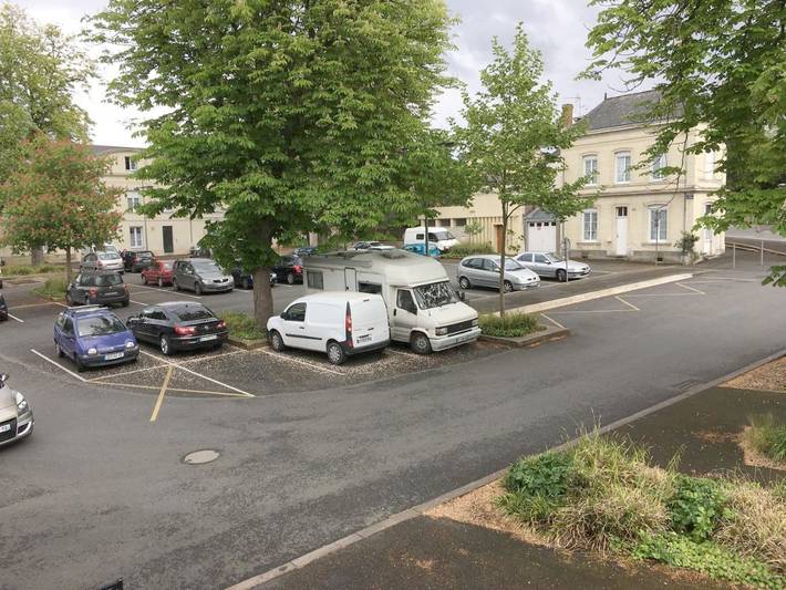 Hôtel pour 4 personnes, avec vue et terrasse à Longué-Jumelles - 4