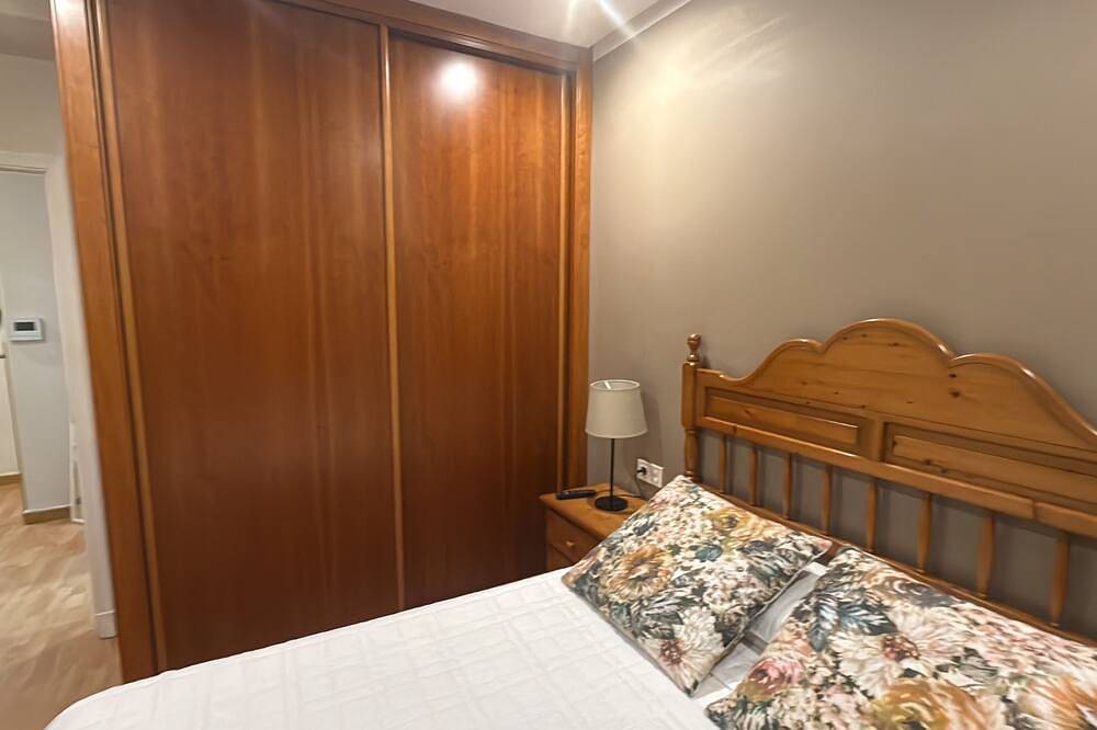 Entire apartment, Thermal route of the Miño River (Ourense) on the Camino De Santiago. A ponte (Ourense). in Ourense, Ourense Region