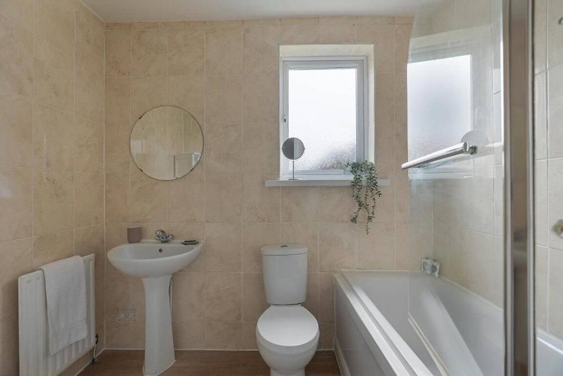 Pass the Keys | Seaside Sanctuary, Cullercoats – Walk to the Beach in Tynemouth, North Tyneside