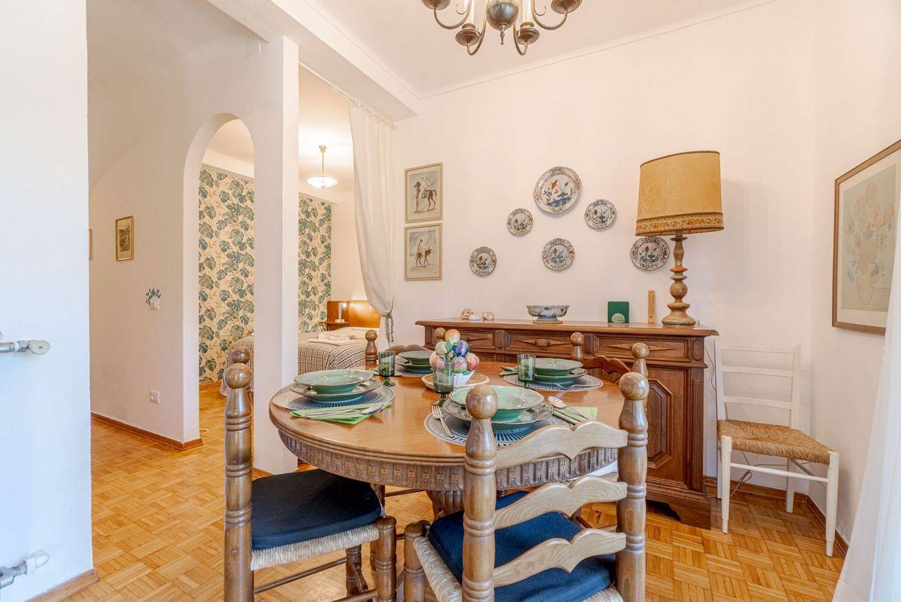 Entire apartment, Villa Tigullio Vintage Holiday Flat x4 in Rapallo (City), Rapallo