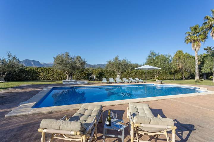 Villa 'Verdura' con vistas a la montaña, Wi-Fi y aire acondicionado in Inca, Interior de Mallorca