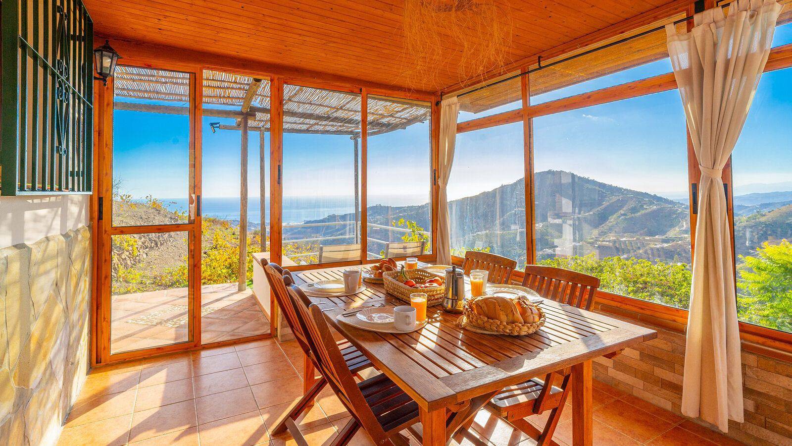 Casa Candado Cómpeta by Ruralidays in Costa del Sol