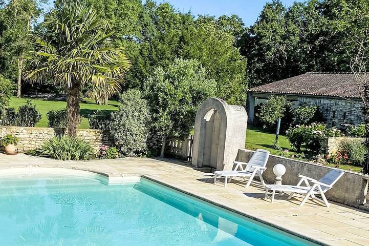 Villa pour 4 personnes, avec piscine
