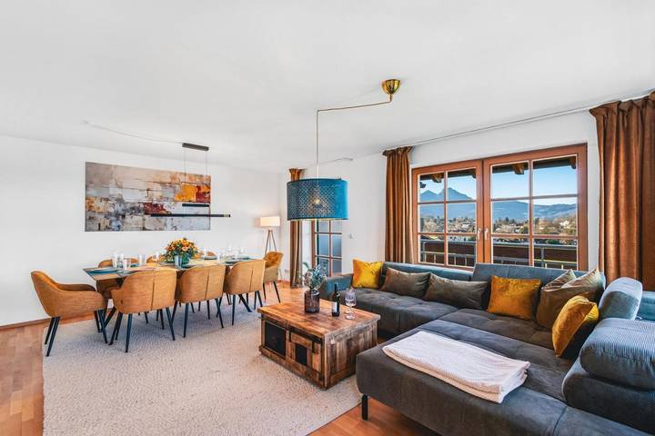 Ferienwohnung für 9 Personen, mit Ausblick und Terrasse in Kochel am See - 2