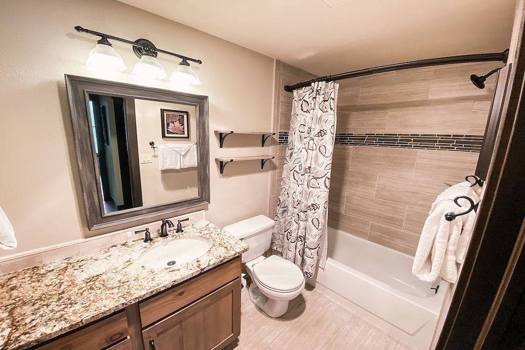 Ganze Wohnung, Heart of River Run- Hot Tub/Pool access in Arapahoe Basin