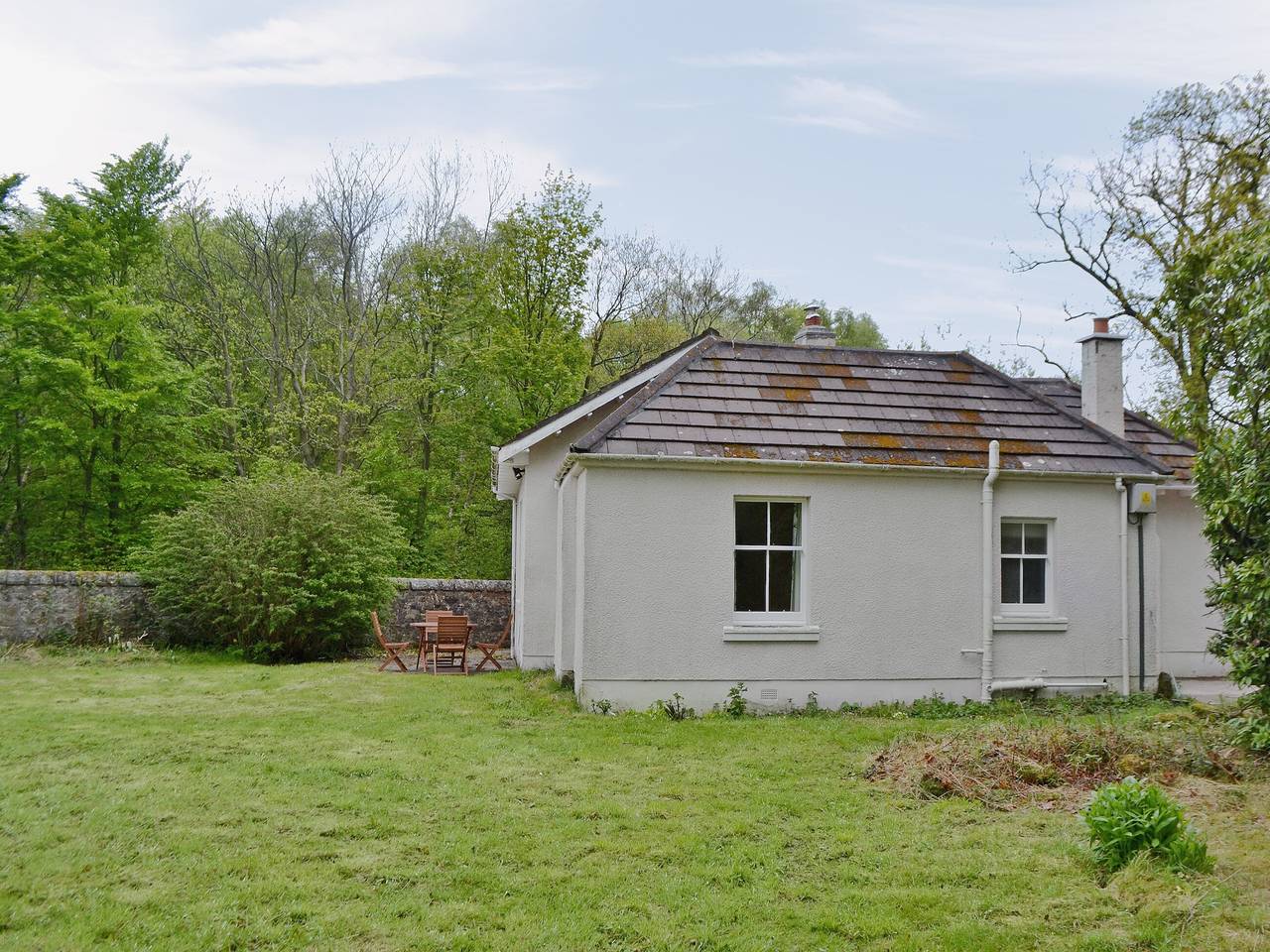 Log Cabin for 4 People in Fife region, Lowlands