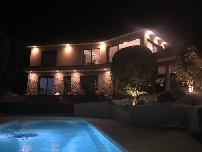 Villa pour 8 personnes, avec piscine ainsi que vue et jardin, animaux acceptés dans Porticcio - 3