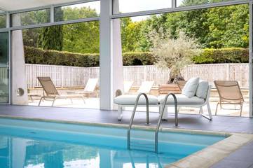 Hôtel pour 2 personnes, avec jacuzzi et sauna ainsi que piscine et terrasse à Ploërmel
