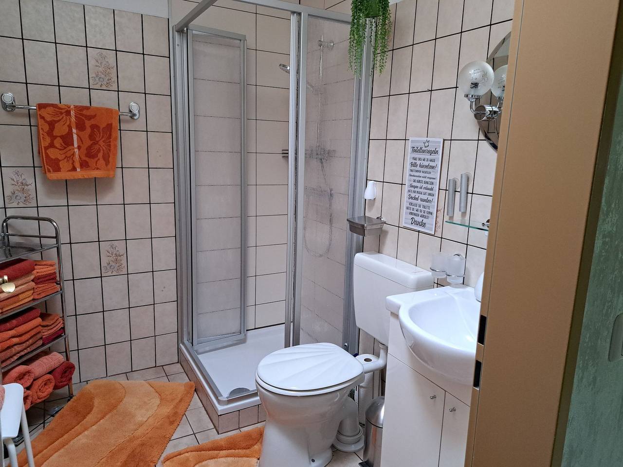 Ganze Ferienwohnung, 214 Ferienwohnung - Willig - 214 Ferienwohnung in Rüstersiel mit Außensitzplatz in Rüstersiel, Wilhelmshaven