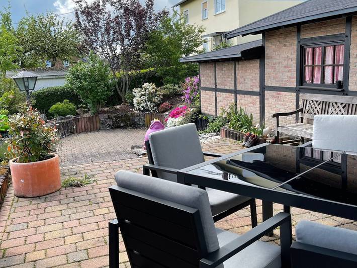 Ganze Ferienwohnung, Gemütliches Eifelhäuschen im Grünen Nähe Nürburgring - Ferienhaus/Ferienwohnung/Appartment/Eifelhäuschen in Hoffeld, Osteifel