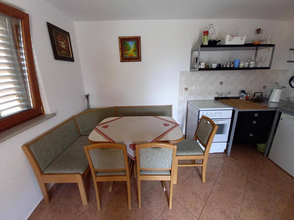 Two-Bedroom House in Möttling, Slowenien