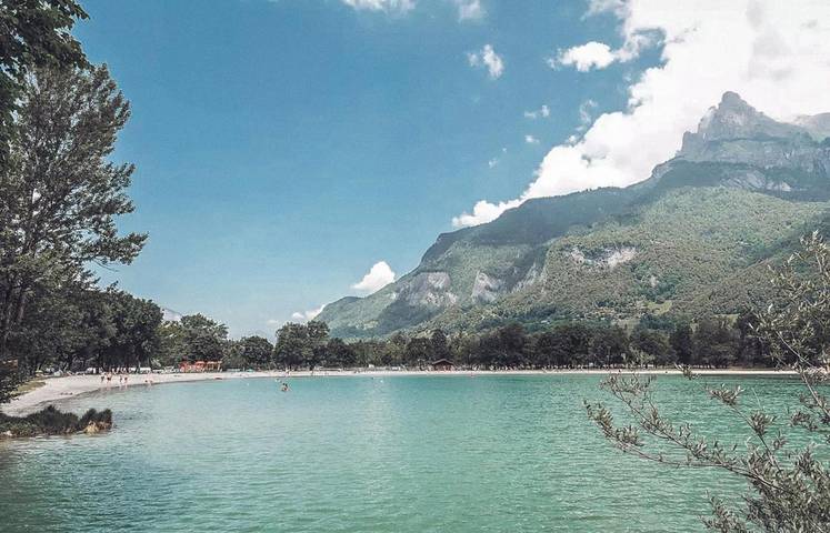 Location de vacances pour 2 personnes, avec vue ainsi que terrasse et jardin, animaux acceptés dans Lac de Passy - 4