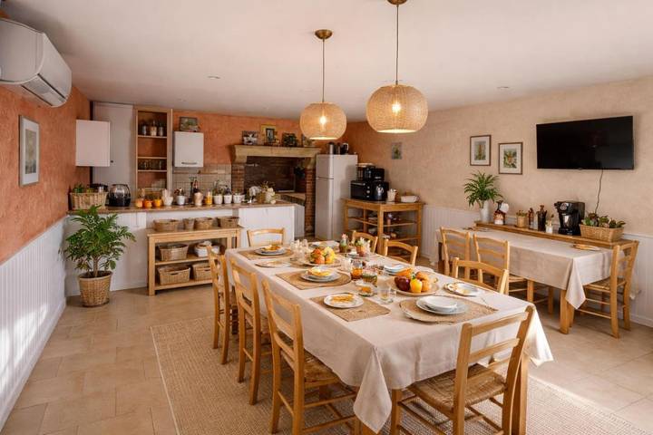 Gîte pour 8 personnes, avec jardin à Rouperroux-le-Coquet - 4