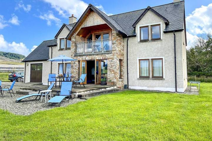 Holiday rental for 8 people, with terrace and garden on Campbeltown