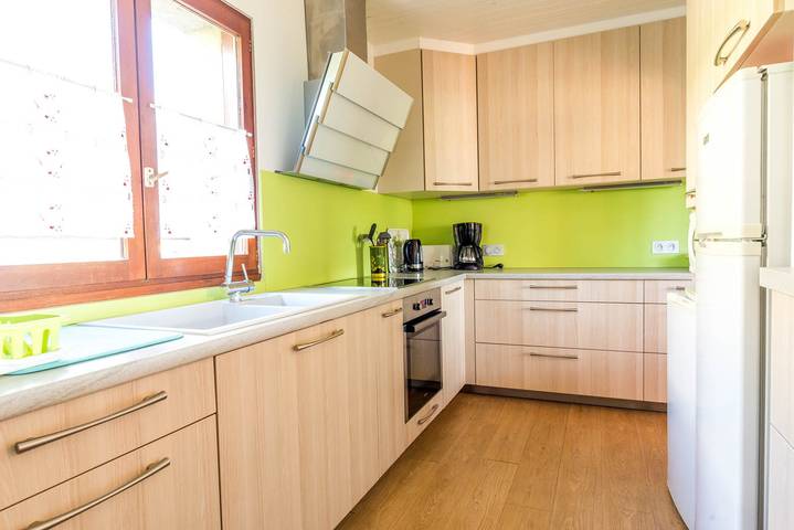 Gîte pour 10 personnes, avec jardin, animaux acceptés à Saint-Hilaire (Isère) - 4