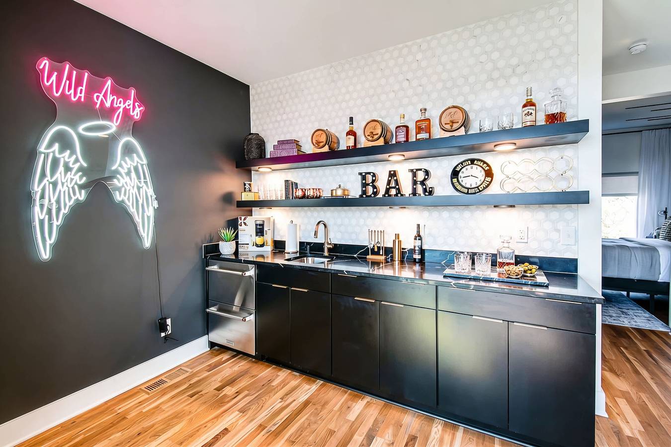 Dolly s Big House - 18 Beds Skydeck Views in Nashville, Tennessee