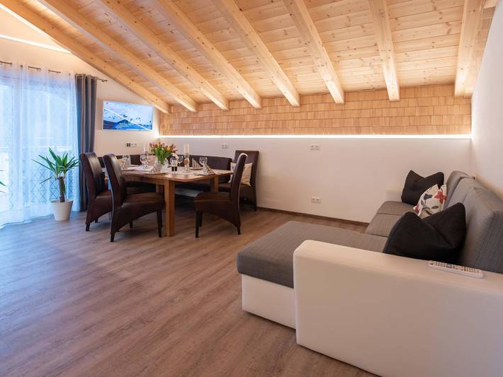 Ferienwohnung für 8 Personen, mit Balkon - 1