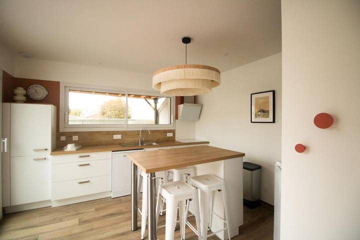 Maison de vacances pour 4 personnes, avec piscine et jardin, animaux acceptés à Granville