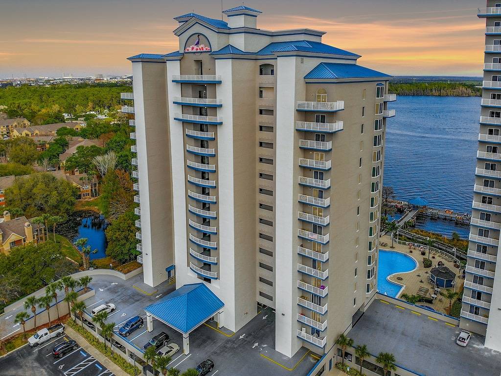 Penthouse Suite with 2X View in Disney World