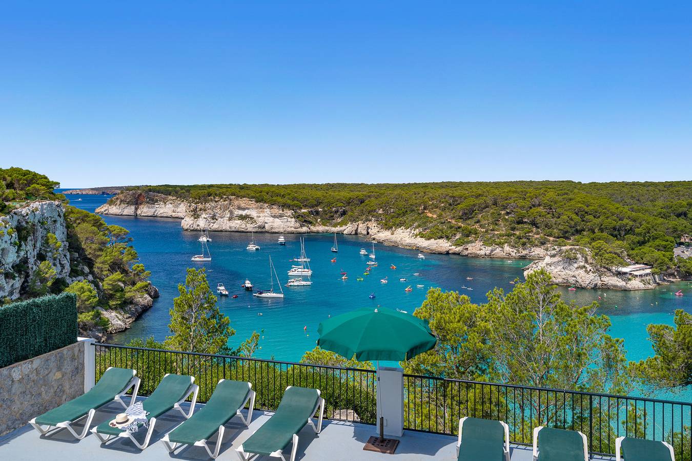 Villa Acantilado- Vista mar en Cala Galdana in Cala Galdana, Ferrerías