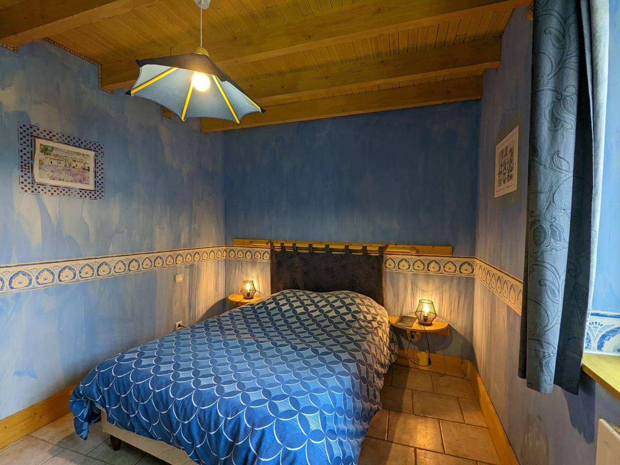 Gîte Charentais avec Piscine Chauffée, Jardin, Equip. Bébé et Recharge Électrique - Proche Périgord in Charras (homonymie), Charente