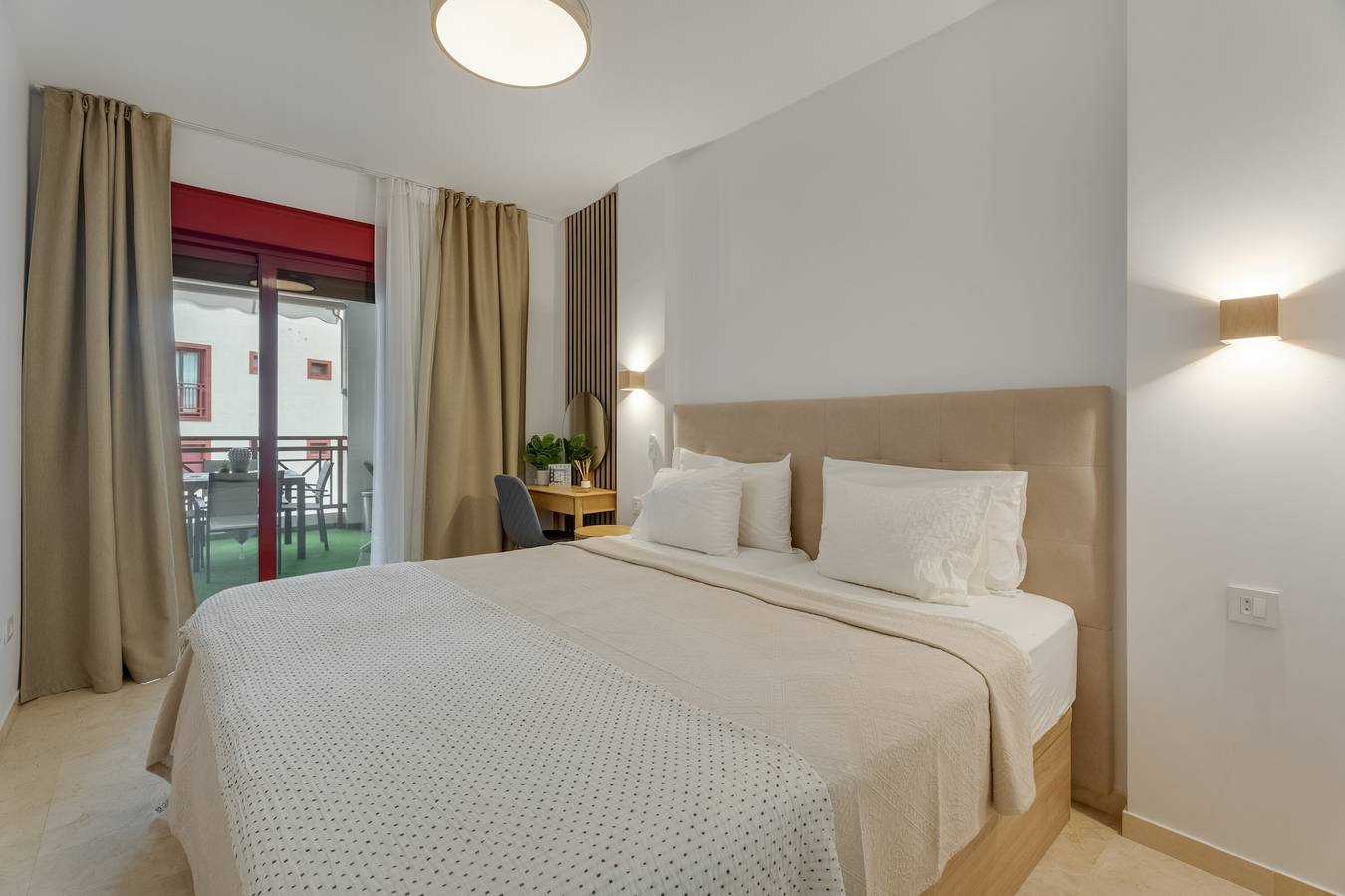 Entire apartment, Vacation Apartment 'Casa Soleil Palm-Mar' with Sea View, Wi-Fi and Air Conditioning in Palm-Mar, Arona