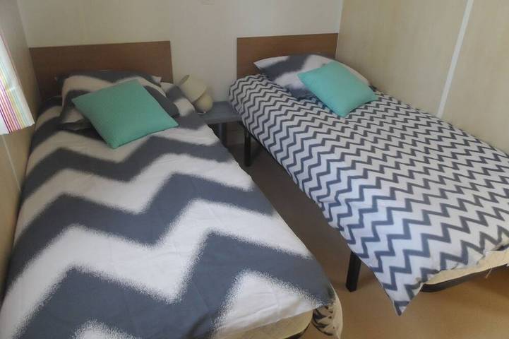 Camping pour 6 personnes, avec terrasse à Saint-Denis-d'Oléron - 2